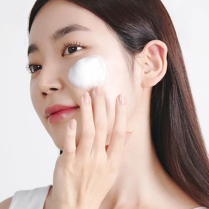 Etude - House Soon Jung ph 5.5 Foam Cleanser -150 ml - Image 4