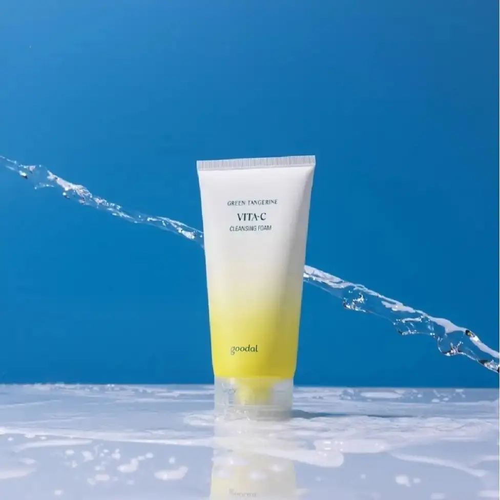 Goodal - Green Tangerine Vita C Cleansing Foam - Image 4