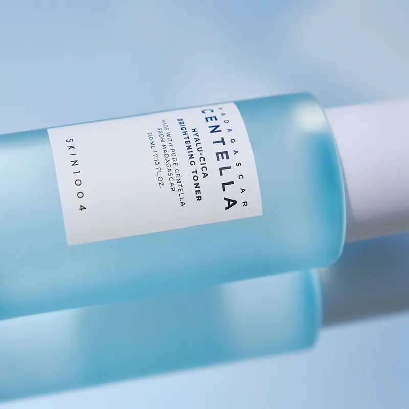 SKIN1004 - Madagascar Centella Hyalu-Cica Brightening Toner - 210 ml - Image 4