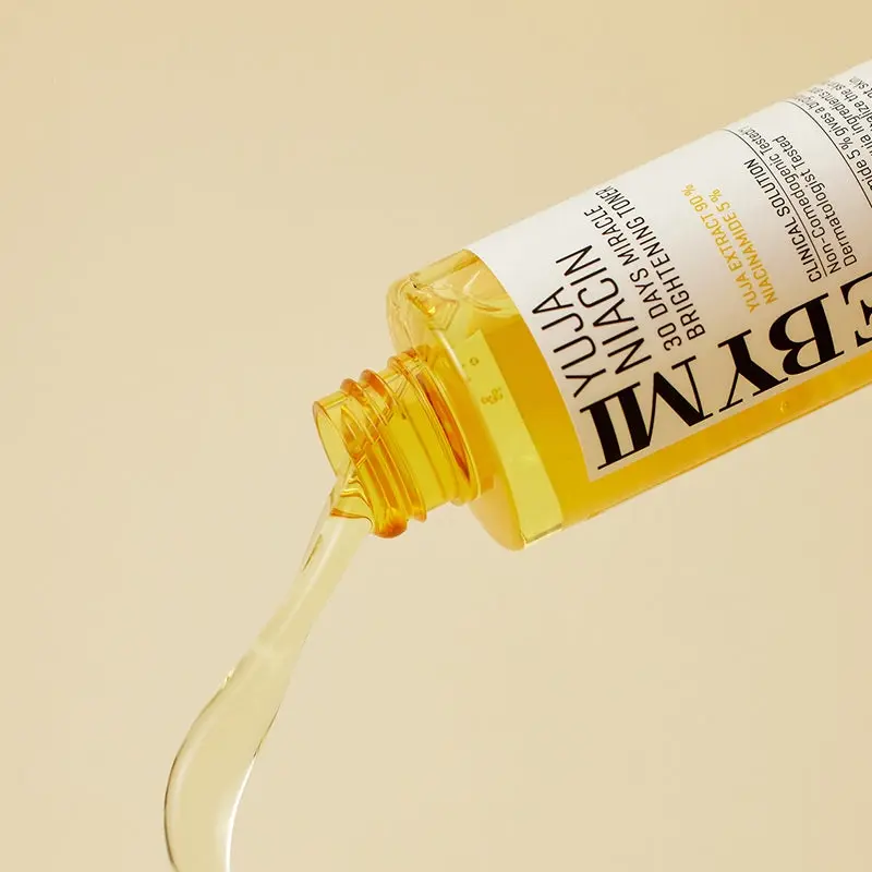 Some By Mi - Yuja Niacin 30 Days Miracle Brightening Toner - 150 ml - Image 2