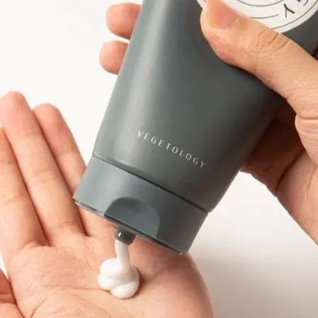 VEGETOLOGY - Mild Cleansing Foam - 150 ml - Image 2